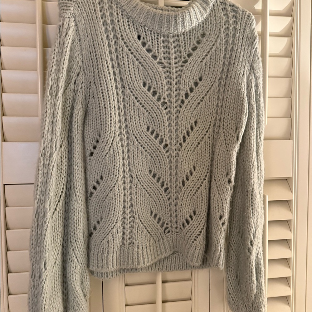 Abercrombie and Fitch knit sweater - Picture 3 of 3